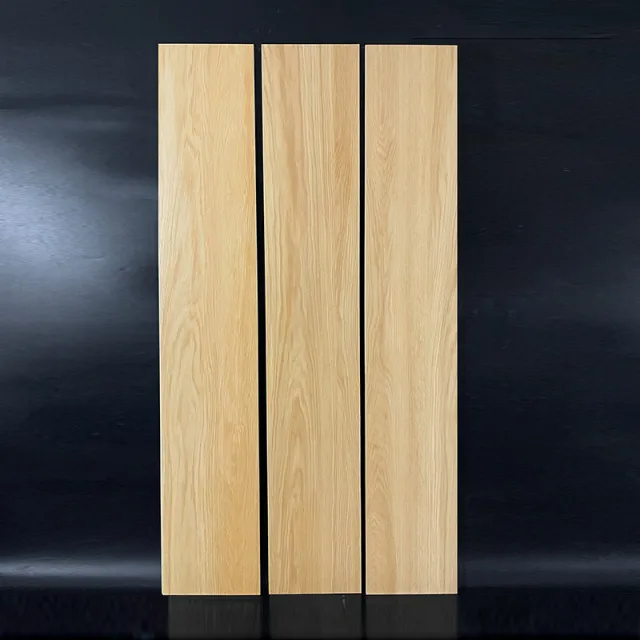 AL152501 Loseta efecto madera | 250 × 1500 mm | Molde mate; absorción de agua doble cero